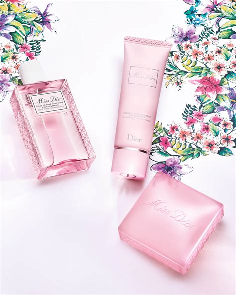 blooming boudoir dior|dior blooming bouquet fragrantica.